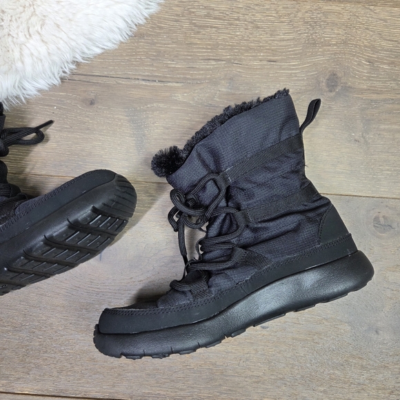 Nike Roshe One Hi Black Sneaker Boots 1Y - Picture 5 of 16